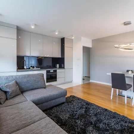 Apartament Z Garazem Baltycka * Kołobrzeg