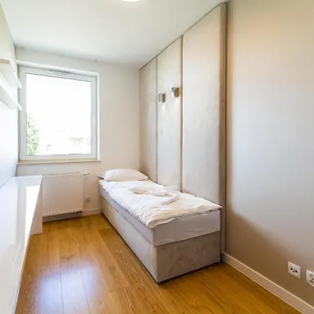 Apartament Z Garazem Baltycka *